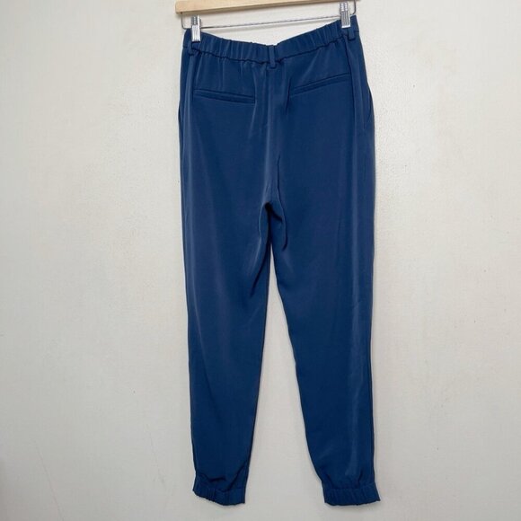 Uniqlo Womens Small Tapered Pleated Navy Trouser - Picture 11 of 11